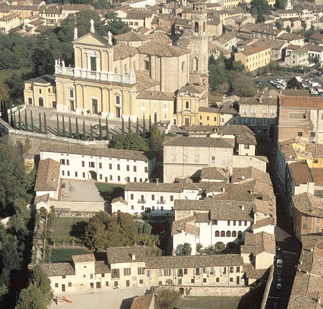 Castigione-stiviere-palazzo-cavalieri